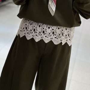 Bajo De Encaje