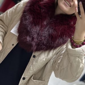 CUELLO DE PELO BURDEOS