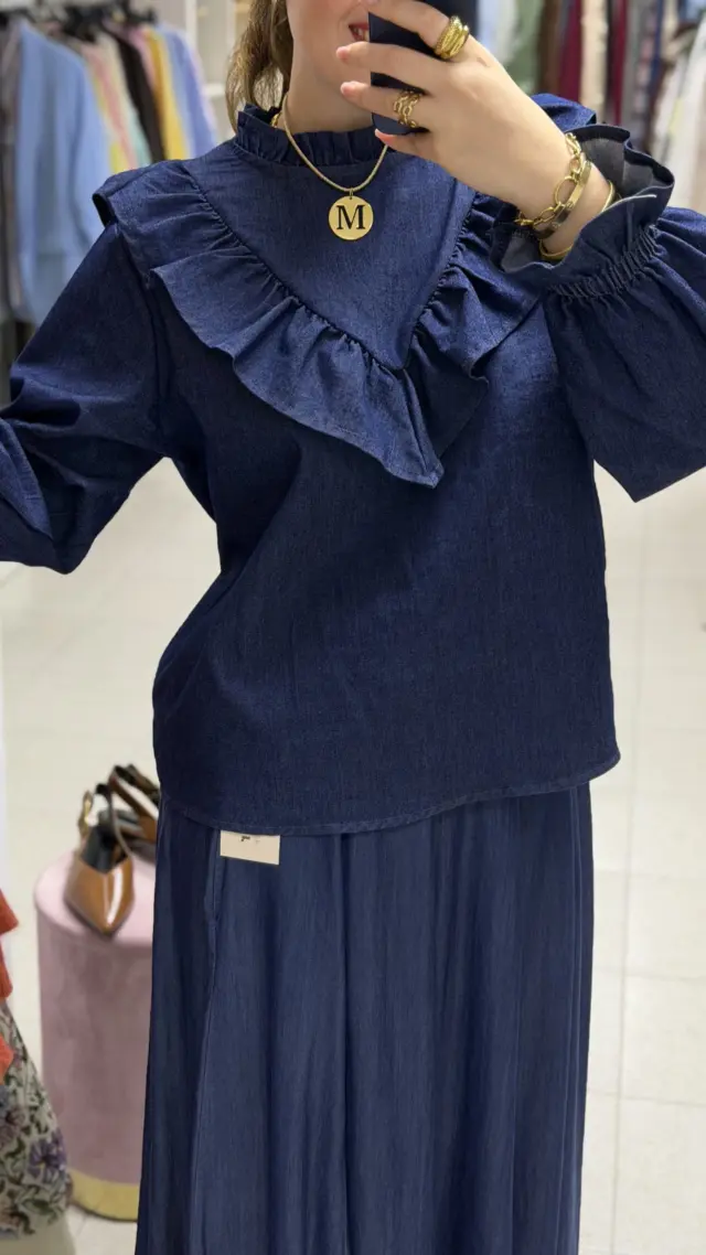 Blusa Volante Vaquera Oscura